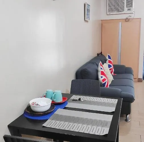 Apartment Palm Tree By Beth Manila
